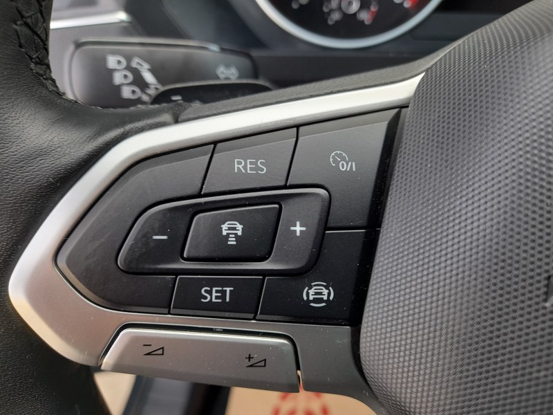 20261008_093052_800_600-tiguan-3972