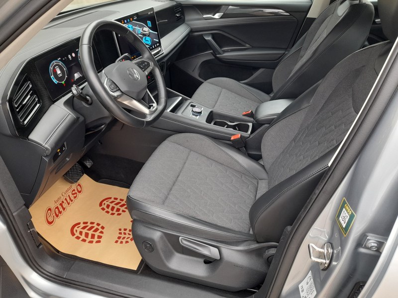 20261015_161835_800_600-tiguan-9567