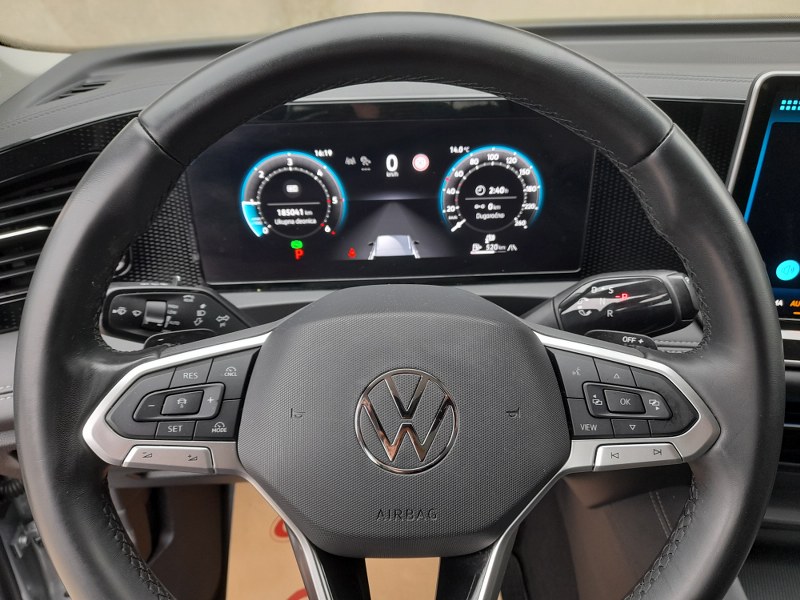 20261015_161911_800_600-tiguan-9567