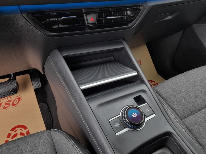 20261015_161929_800_600-tiguan-9567