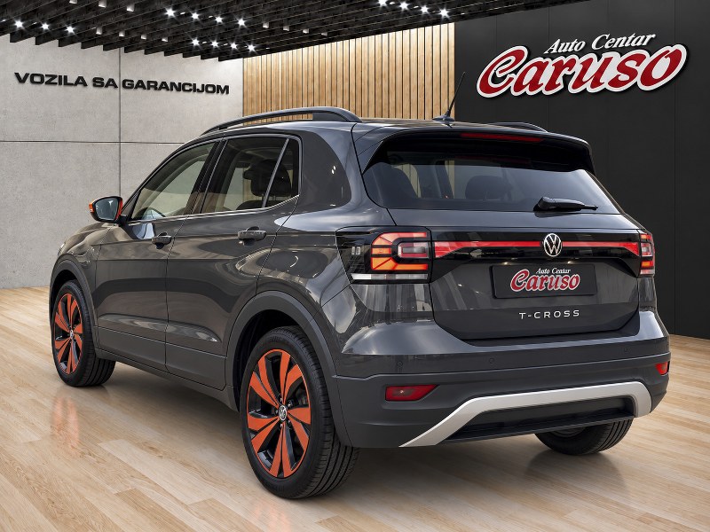 Volkswagen T-Cross u salonu Auto Caruso_edited_800_600-t-cross-0525
