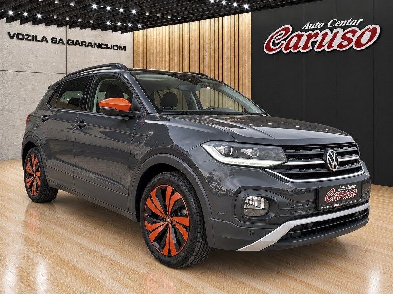 Volkswagen T-Cross u salonu Auto Centar Caruso_edited_800_600-t-cross-0525