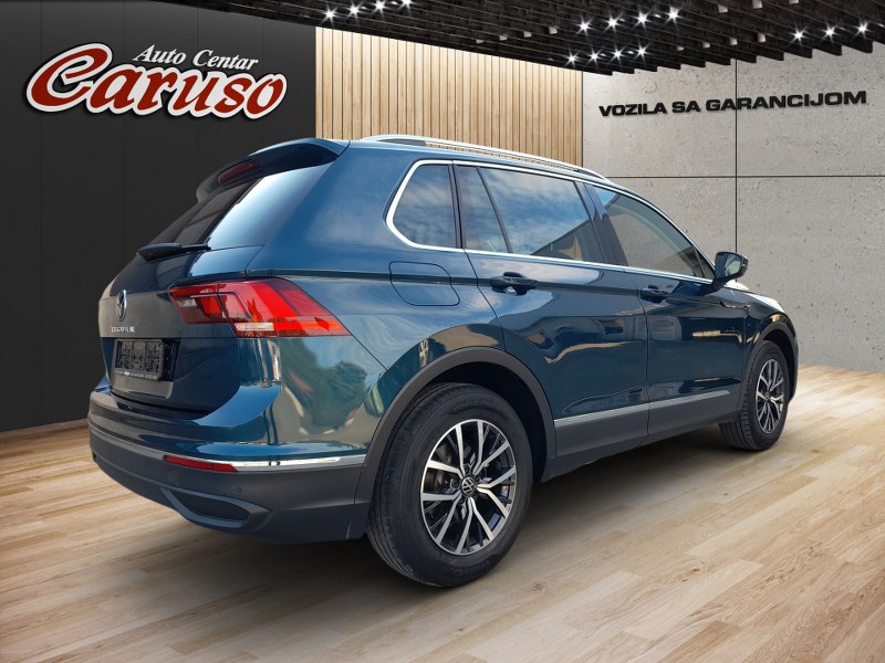 image03_800_600-tiguan-3972